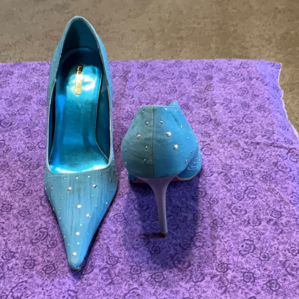 Michael Antonio TURQUOISE with Silver Hardware Stiletto Heels